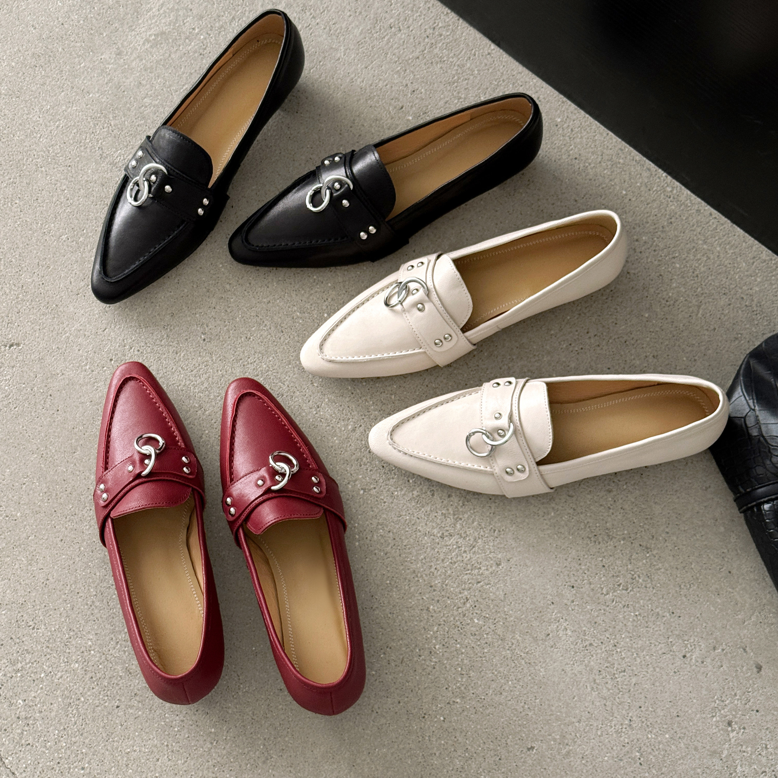 圆圆妈2026春季真皮单鞋复古小众乐福鞋粗跟尖头简约通勤百搭女鞋