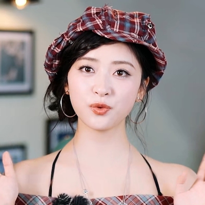 中餐厅9沈月同款帽子格子