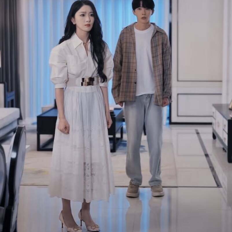 短剧白夜陷落孙露鹭叶微