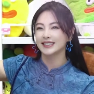 许开心张雨绮许开心同款 绽放 耳环女ins轻奢高级小众设计耳饰潮