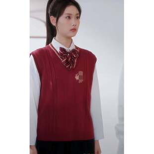 原版 针织马甲女衣服潮 短剧误入贵族学校她只想搞钱张颖菲云苓同款