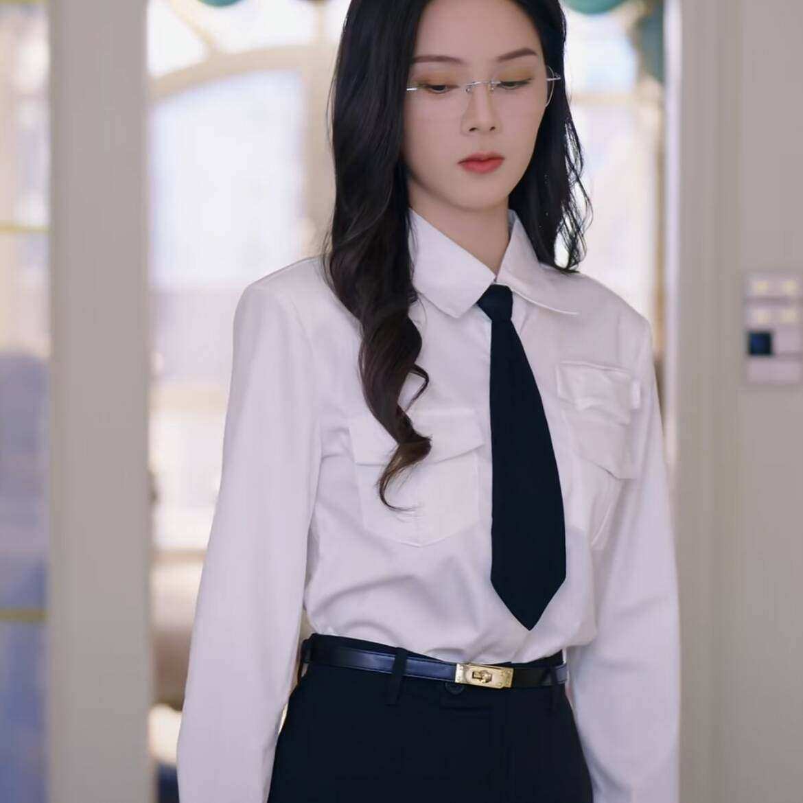 原版短剧雯月周嘉怡杨雯月同款衬衫上衣翻领白色衬衣裤子女衣服潮,女装/女士精品,礼服/晚装,淘宝优惠券,粉丝福利购,淘宝优惠卷