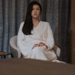 原版短剧婚然心动时卢鹿鹿闻溪同款睡袍睡裙V领中长版女衣服潮