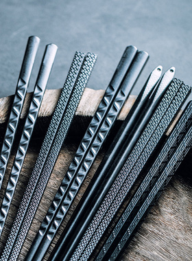 日式黑色合金尖头筷子 家用高档实用防滑防霉防潮耐高温碗筷餐具