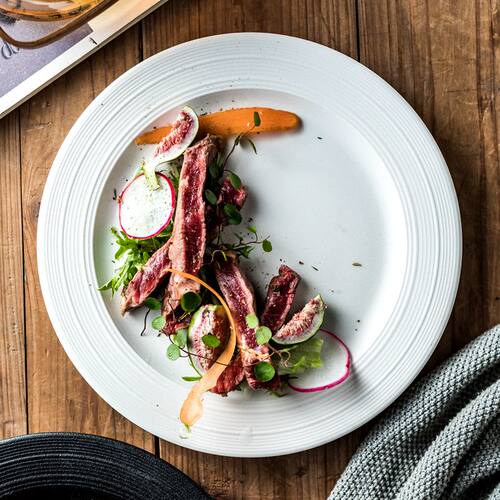 特别好看的高级盘子白色漂亮餐盘