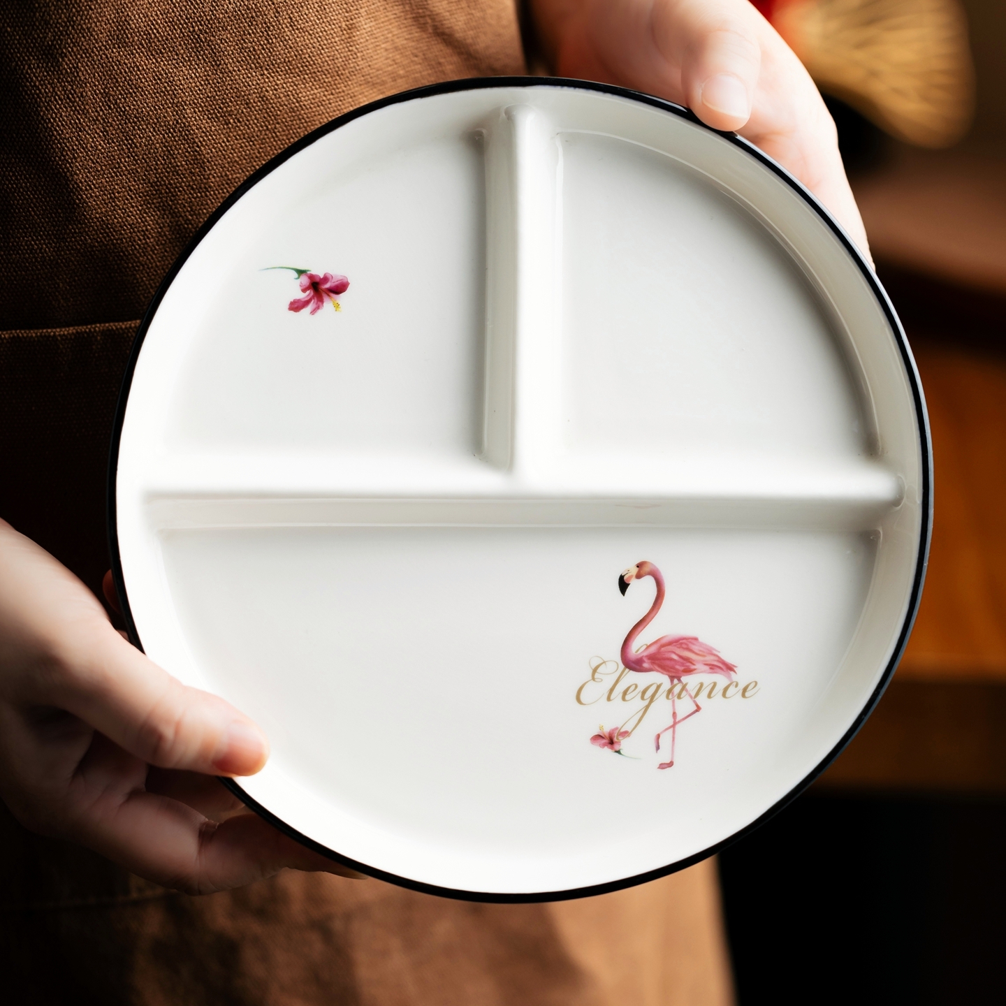 儿童陶瓷盘蒸盘菜盘釉下彩餐具