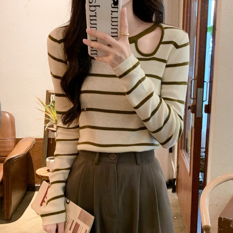 条纹撞色长袖内搭打底衫T桖女春秋冬设计感小众镂空针织上衣女潮