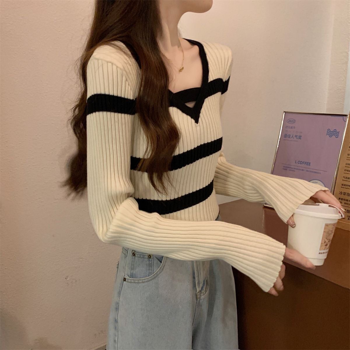 韩版修身条纹v领针织打底衫毛衣女2024春秋款设计感撞色内搭上衣