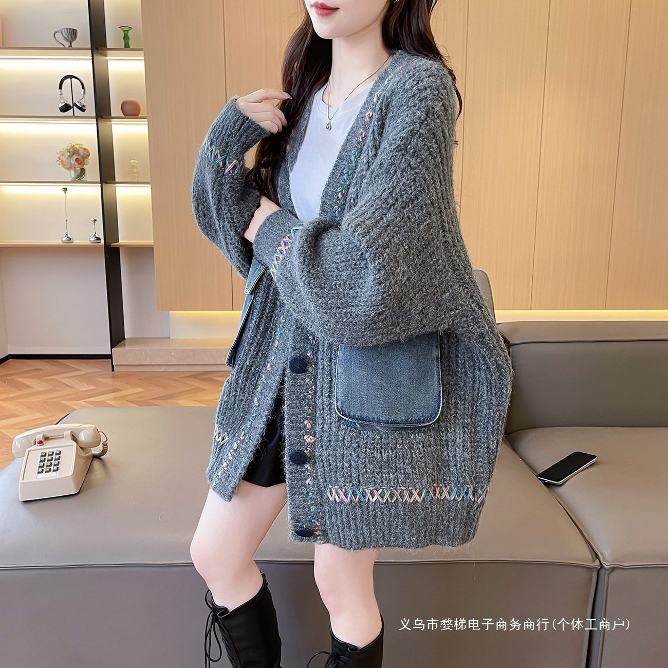 宽松慵懒风拼接牛仔口袋开衫毛衣女装秋冬新款休闲V领针织衫外套