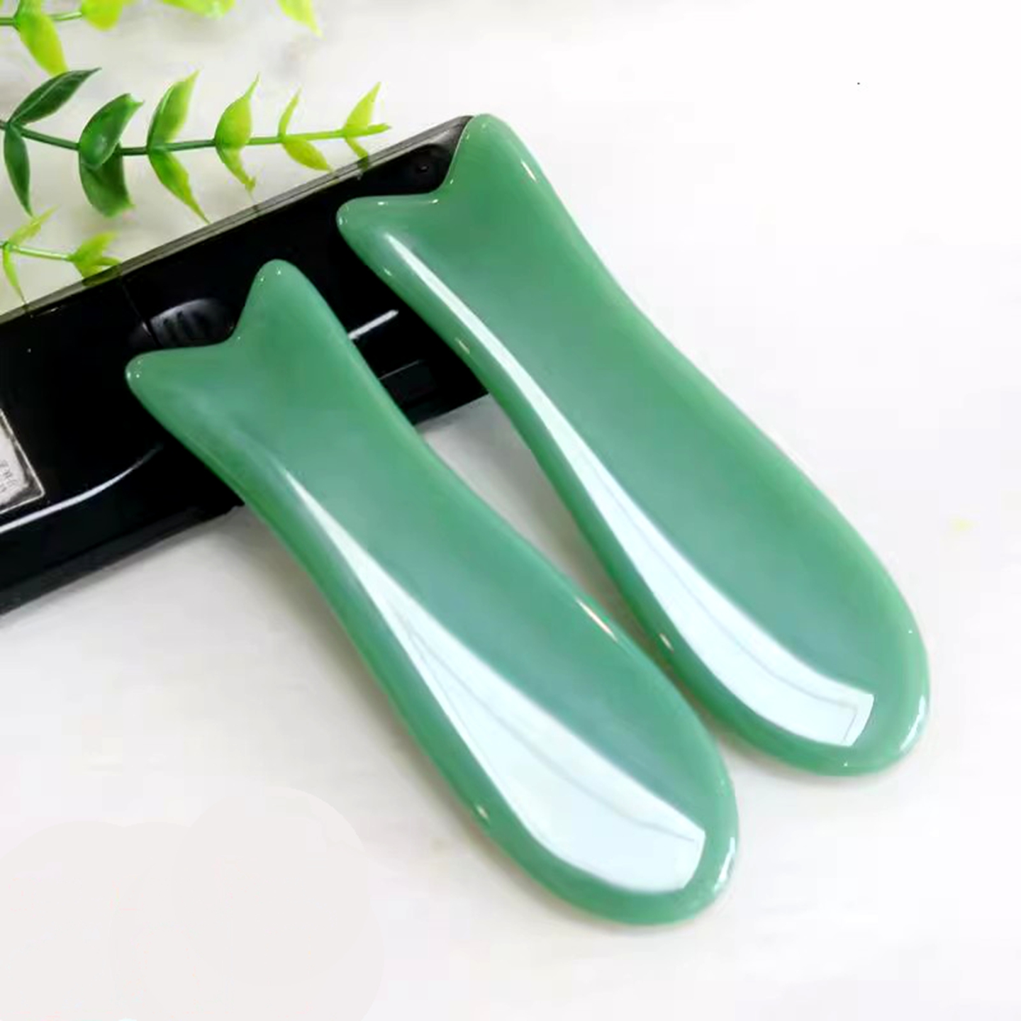 面部鱼尾刮痧板玉石套装脸部拨筋棒眼部美容院专用玉板脸部护理板