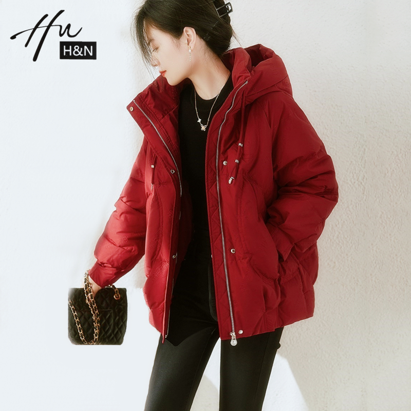 红色羽绒服女冬季新款字母印花小个子保暖白鸭绒立领连帽外套女潮