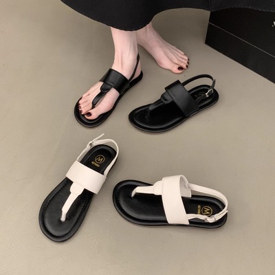 平底夹脚人字拖凉鞋女款2025新款夏季外穿配裙子海边沙滩罗马凉鞋
