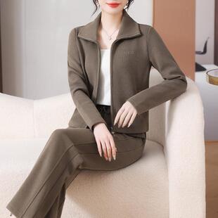 年轻妈春3038妈装新运服套装动休闲中老年女装春秋外套大款码上衣