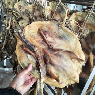 粤北连州特产东陂腊味自然风干腊鸭腿头翅爪肾地下河旅游手信