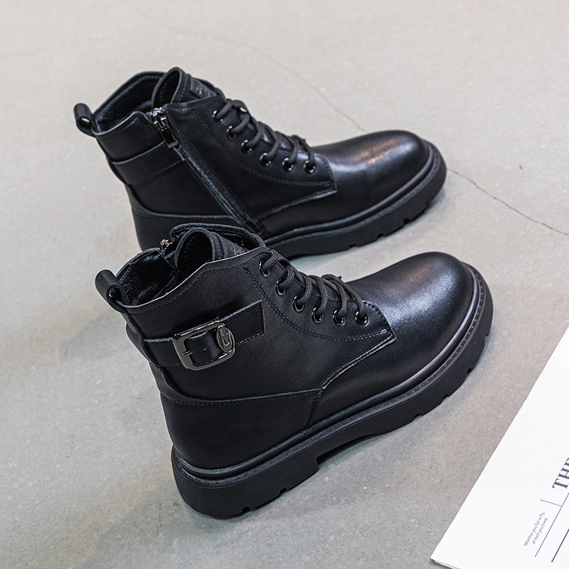 真皮六孔马丁靴女2025新款秋冬季加绒大码靴子41一43平底黑色短靴,女鞋,马丁靴,淘宝优惠券,粉丝福利购,淘宝优惠卷