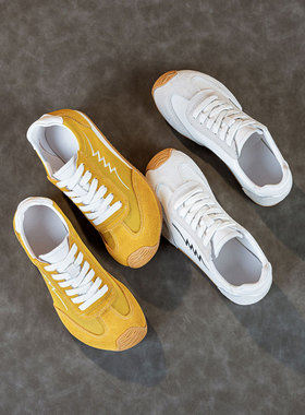 配裙子的鞋子女2026新款真皮透气小白鞋大码女鞋夏羊皮黄色德训鞋