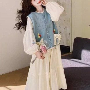 森系秋季 背心女 新款 圆领绣花系带福袋单排扣马甲宽松甜美针织无袖