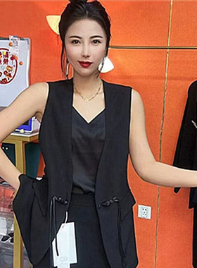 春秋国风新中式缎面提花V领女士马甲两面穿洋气坎袖外套百搭背心