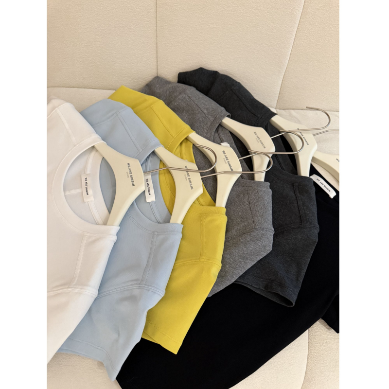 muzi“26新爆瘦Tee”超细柔精棉～大牌工艺筋骨感圆领短袖T恤女
