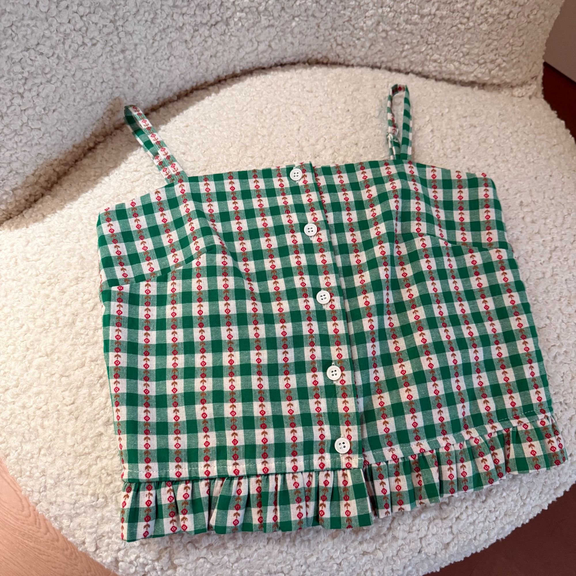 muzi“绿色心情”复古格纹小花边~斯马克打揽显瘦气质吊带上衣