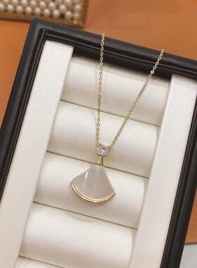 韩版白贝母镀18K金韩国东大门扇子项链女时尚网红锁骨链吊坠饰品