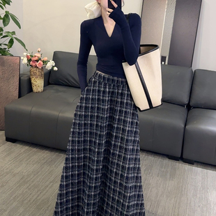 温柔系V领显瘦长袖上衣格子半身裙两件套女春秋季韩系氛围感穿搭