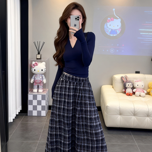 温柔系V领显瘦长袖上衣格子半身裙两件套女春秋季韩系氛围感穿搭