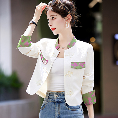 短款小香风外套女春秋法式高级设计感小众新中式国风盘扣西装上衣
