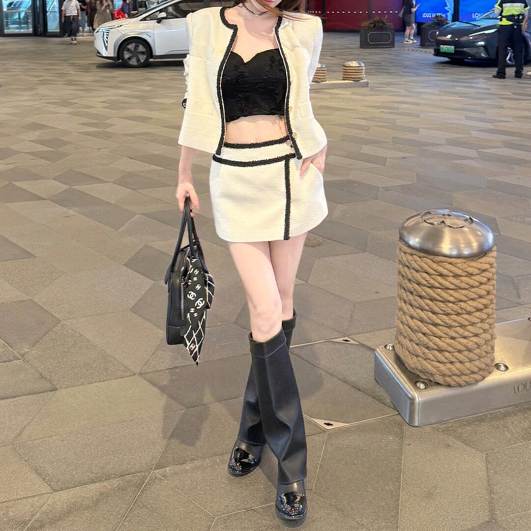 "月光笺信"小香风轻奢感气质休闲显瘦时尚感两件套装(外套+裙子)
