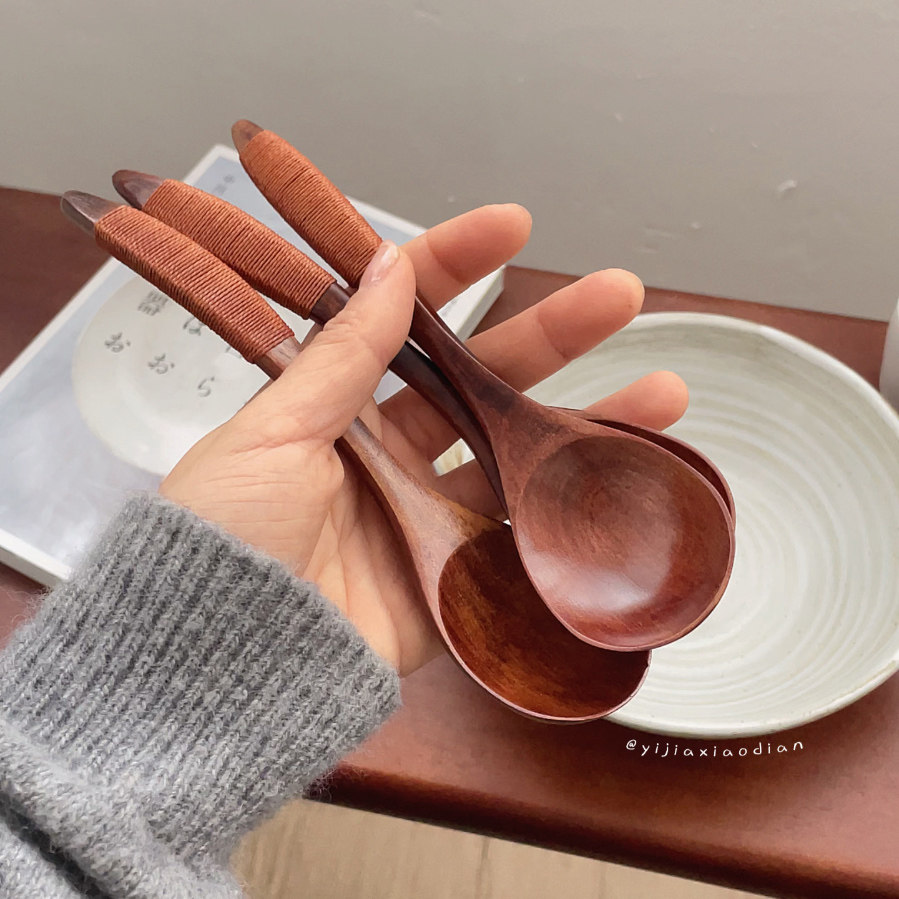 一家小店 用着顺手 木器的温暖 手作缠线 圆乎乎弯弯吃饭勺 木勺