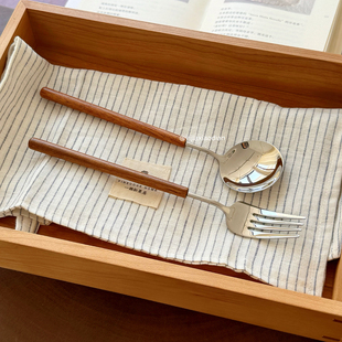 一家小店 颜色美丽 用着顺手 ins风花梨木实木不锈钢饭叉勺西餐