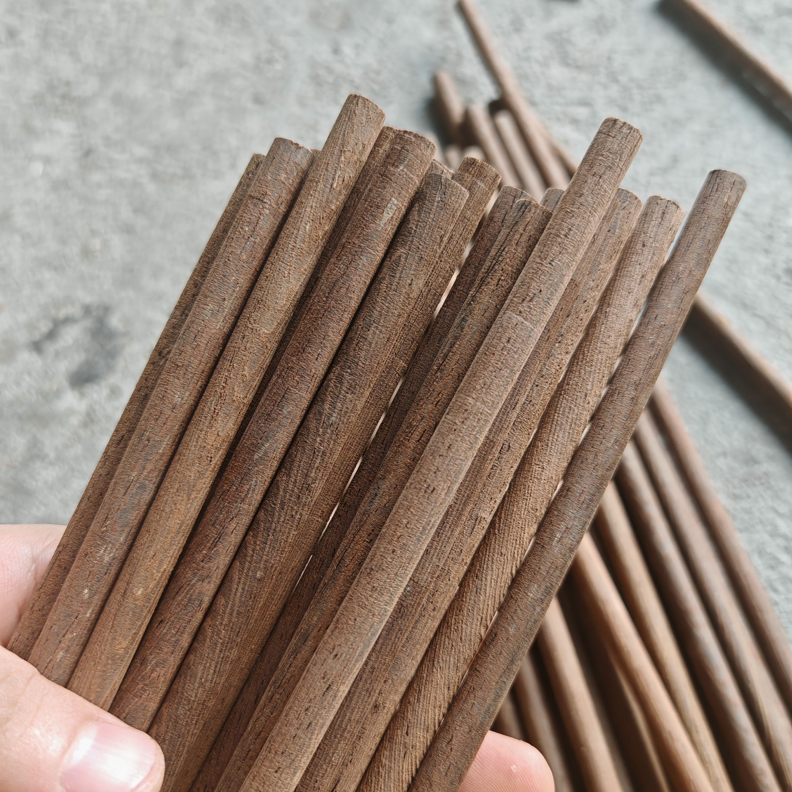 鸡翅木7毫米7.5毫米直径红木小圆棒Diy筷子料圆棍无漆无蜡