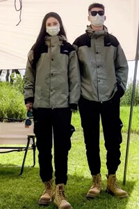 【网136】系长袖连帽常规款无品牌标准冲锋衣外套A079-J45-P58图片