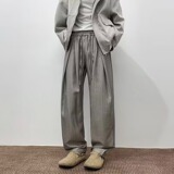卡其色