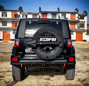 北京bj40PLUS改装前杠后杠保险杠防护杠竞技杠越野爆改后护杠汽车