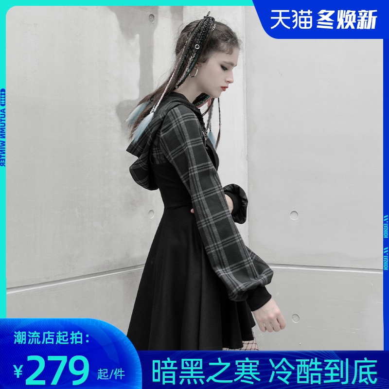 假两件拼接炸街连衣裙ins潮a字2020新款酷秋冬可盐可甜格子裙子女