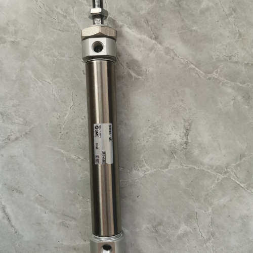 气缸M2B25-125Z，实物，看好再拍。