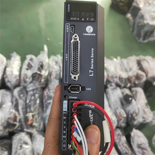 库存全新雷塞750W伺服电机-总线型,驱动:L7EC-750,电机需询价