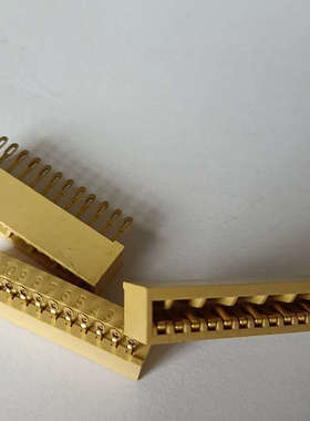 售全新黄色连接器，12，长度33mm宽7.5mm,脚间