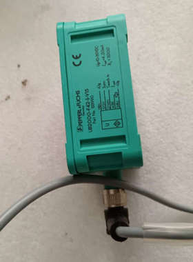 超声波传感器。P+F/倍加福。型号：U2000-F42-V1