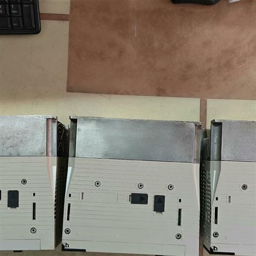 库存全新SGDV-200A01A0025系3KW伺服驱动器,设备需询价