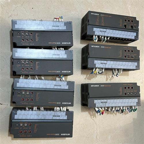 库存全新AJ65BT-64DAV十九条需询价