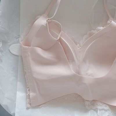 2026年夏季无袖吊带背心女百搭性感带胸垫一体式上衣美背内衣上衣