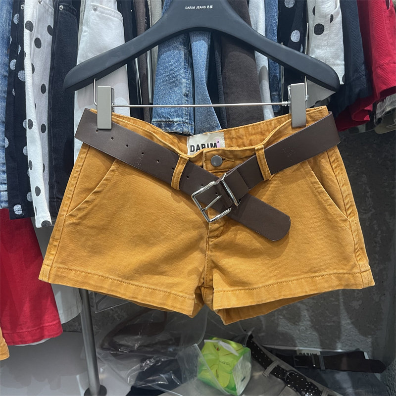多巴胺亮橘色辣妹超短牛仔裤女2026年春季新款高街时髦阔腿短裤飒