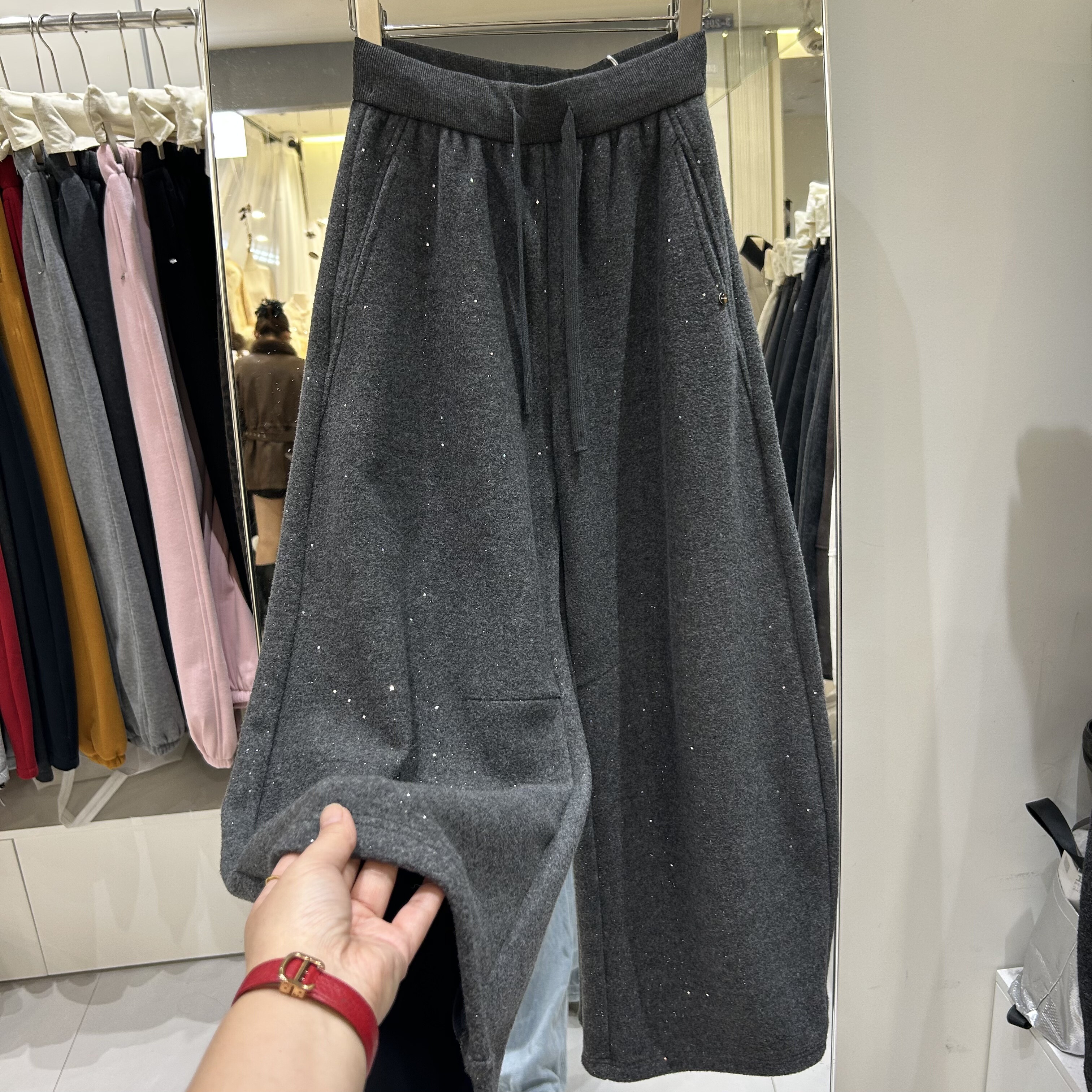 2025冬季新款抽绳松紧高腰显瘦亮闪闪宽松休闲香蕉裤加绒卫裤女潮