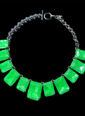 Vintage中古 A*NTAY10R打标荧光绿蕾丝面水晶方块宝石夸张短项链