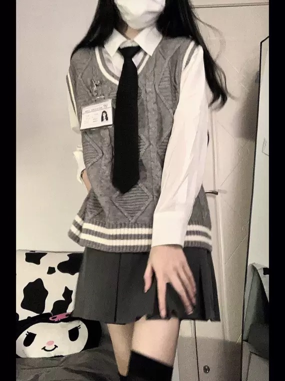 学院风灰色针织背心马甲女秋季