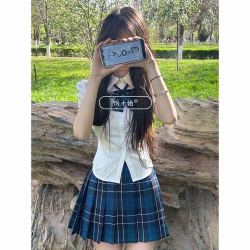 JK制服衬衫修身纯欲风收腰百搭