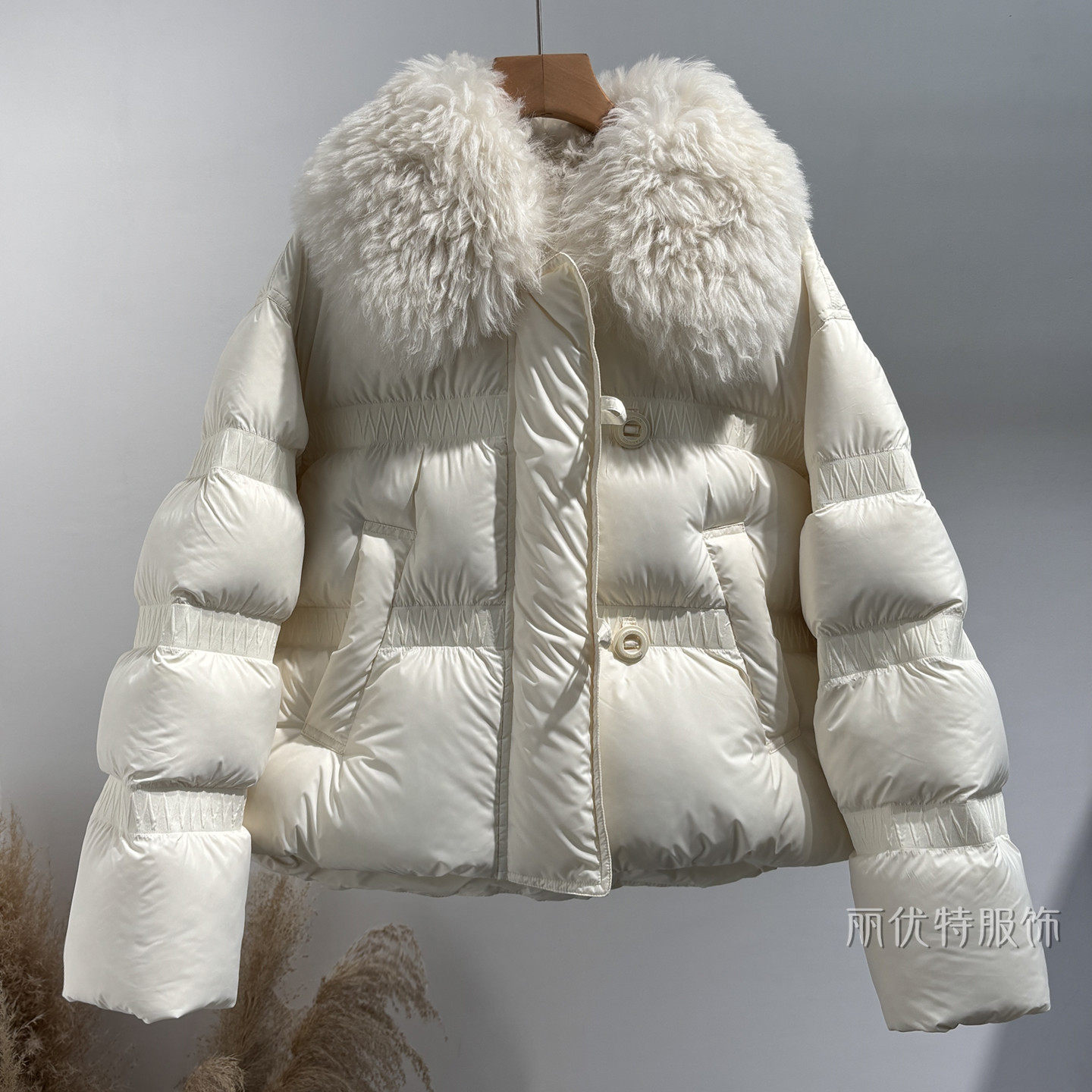 2025新款短款羽绒服女90鸭绒大毛领保暖外套小个子高级感洋气显瘦