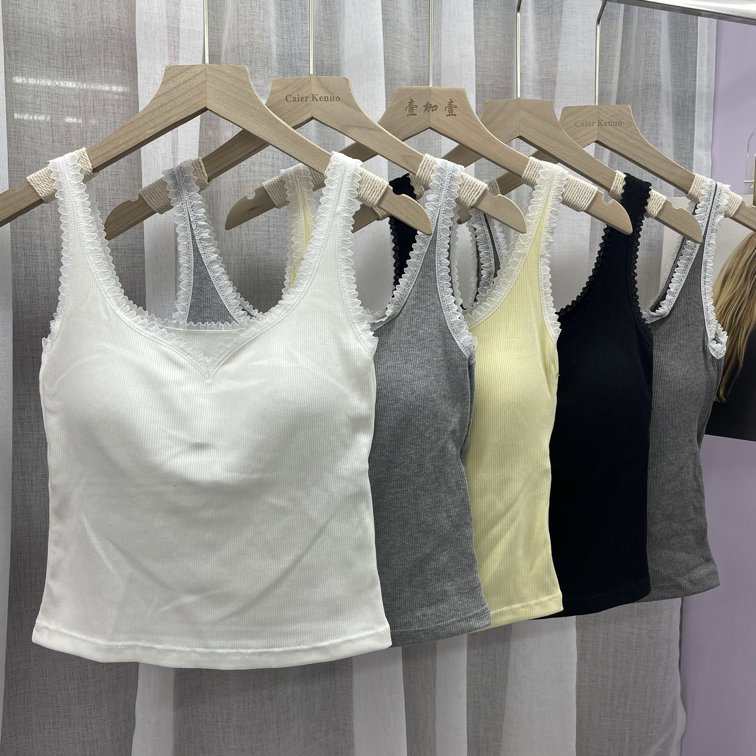 妃子纪新款8692春夏中长款修身拼蕾丝花边显瘦百搭背心上衣吊带女